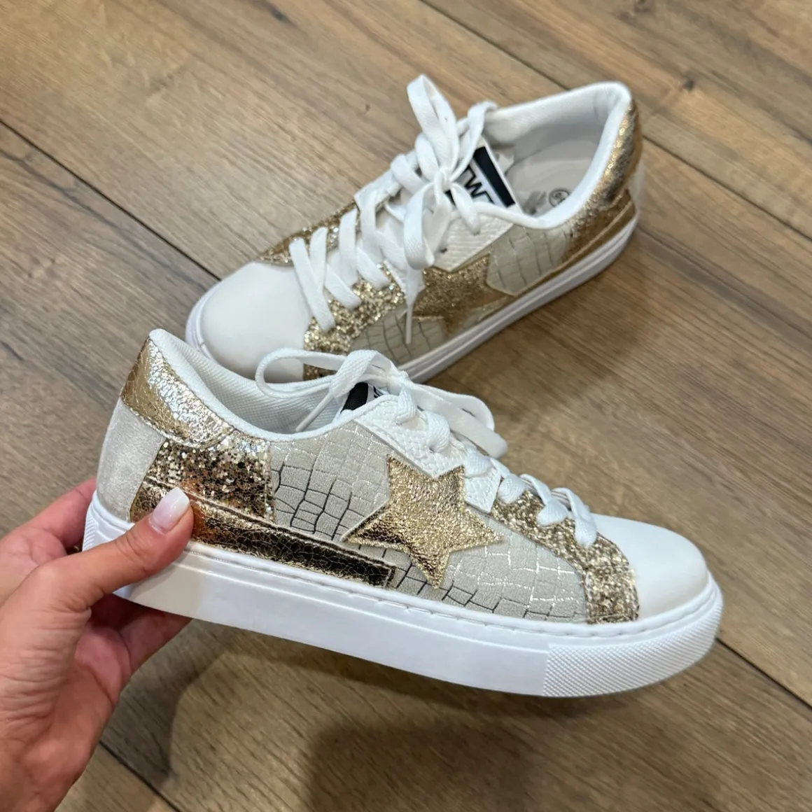 BASKETS BEIGE ET DOREE ANGY