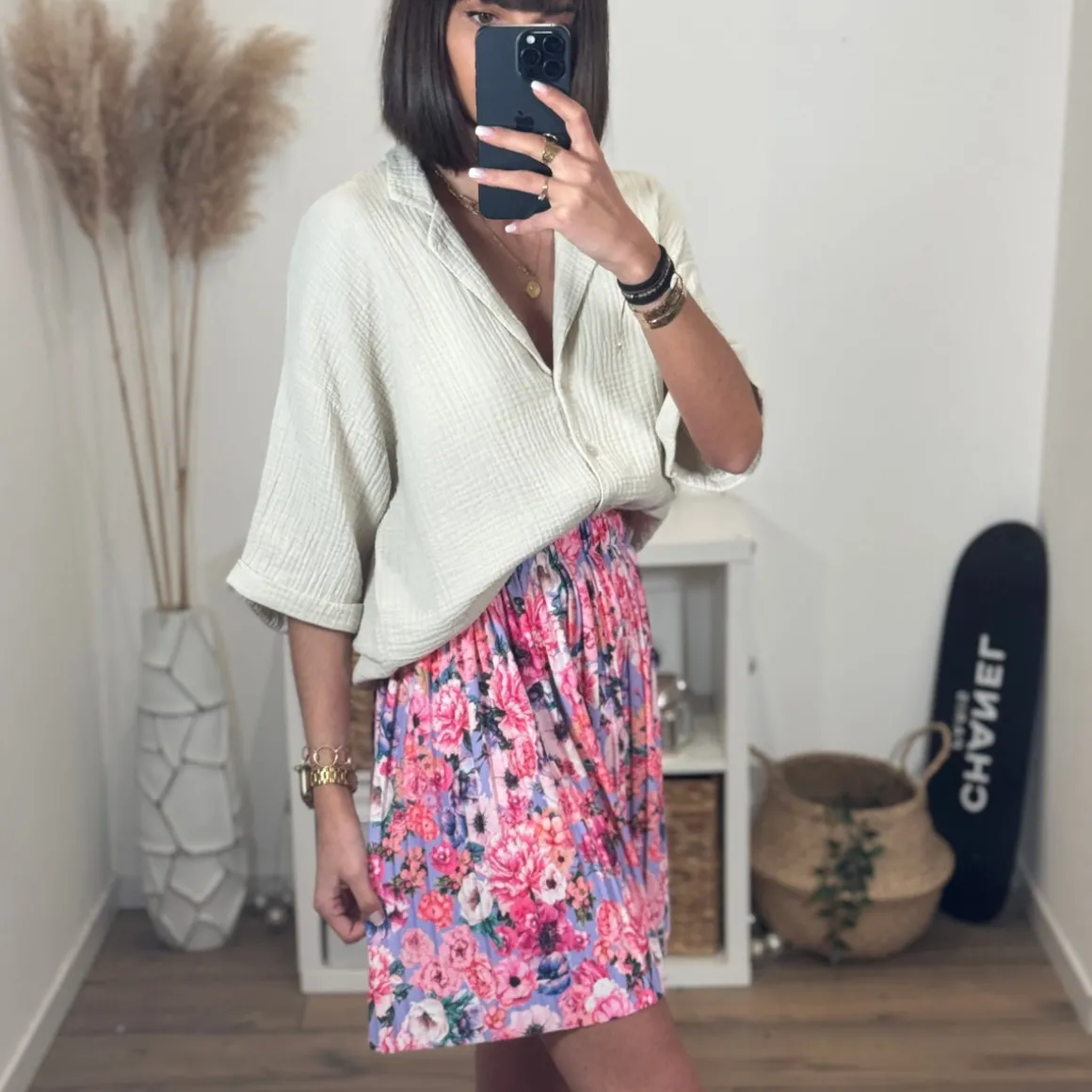 jupe_courte_fleurie_lilas_2.webp JUPE COURTE FLEURIE LILAS