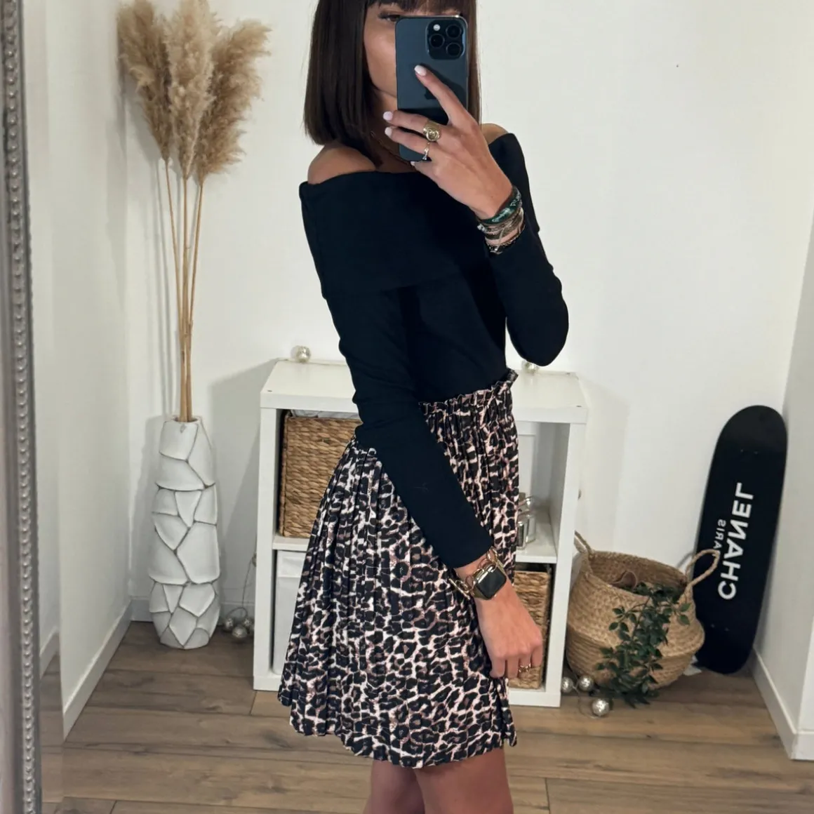 jupe_courte_leopard_colin_7.webp JUPE COURTE LEOPARD COLINE