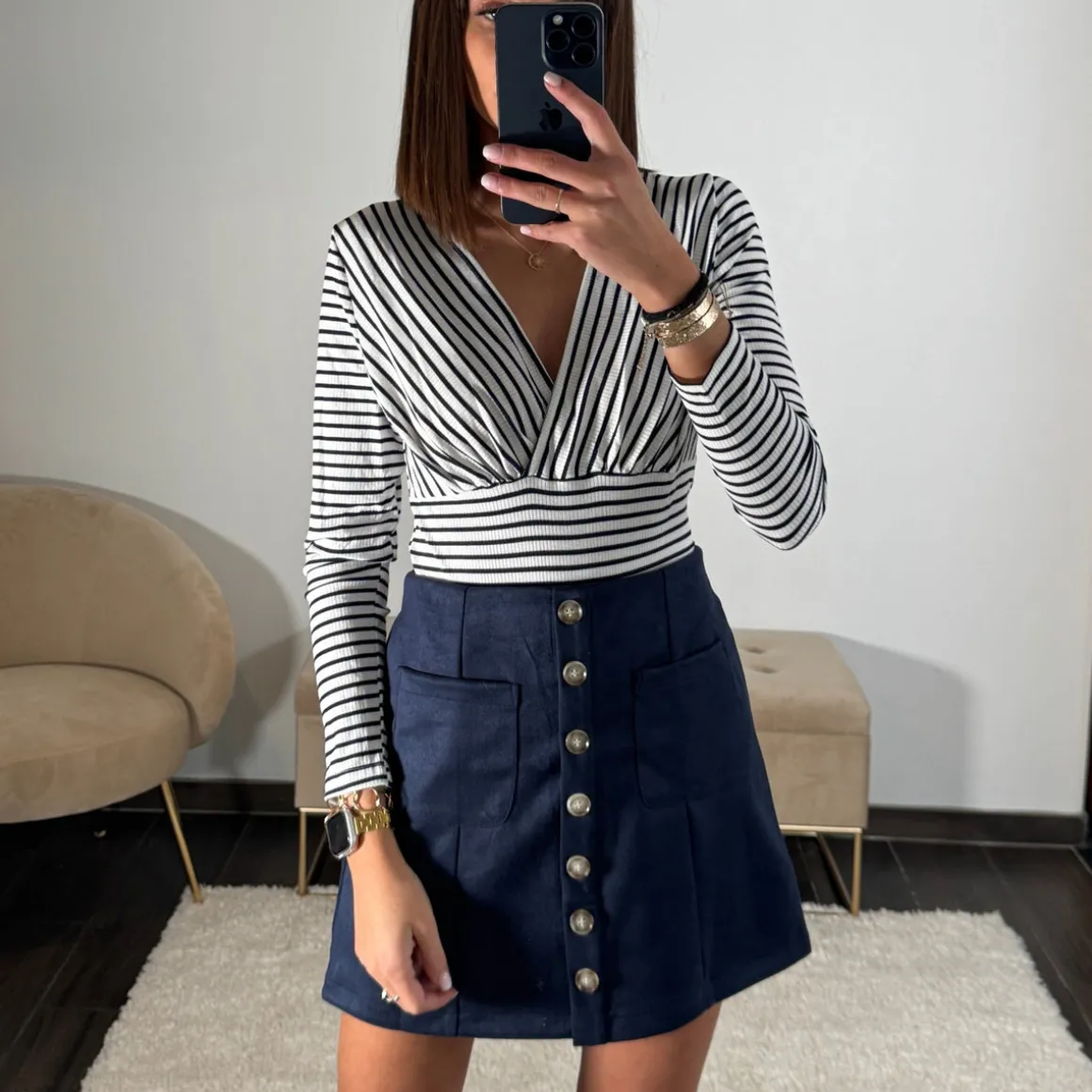 jupe_en_daim_bleu_marine_4.webp JUPE EN DAIM BLEU MARINE