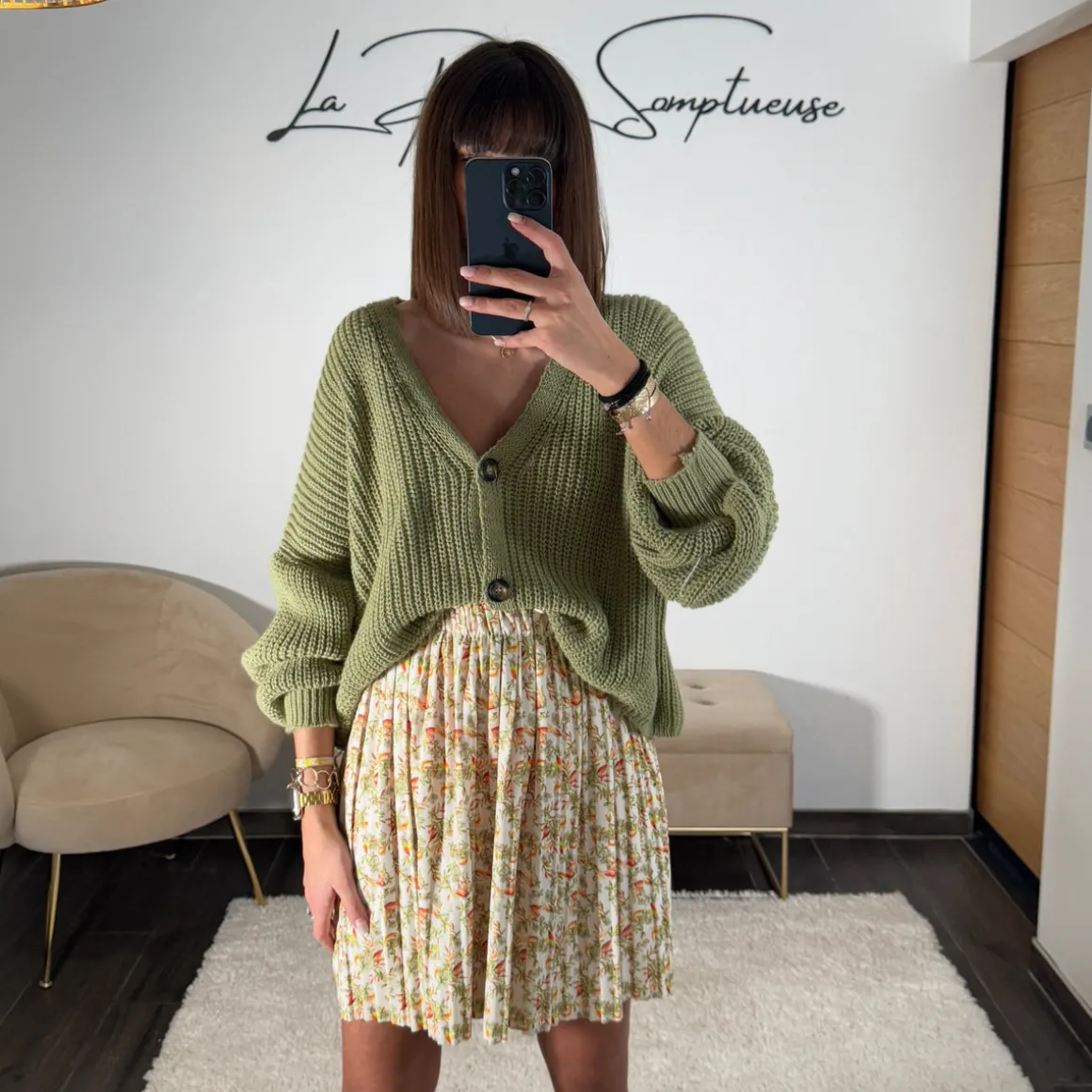 jupe_fleurie_verte_mandy_5.webp JUPE FLEURIE VERTE MANDY