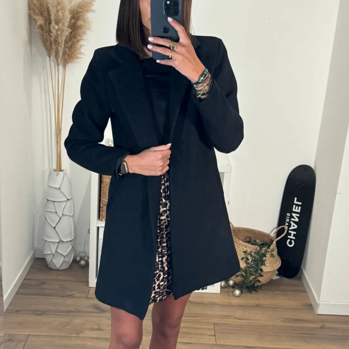 manteau_noir_basile_3.webp MANTEAU NOIR BASILE