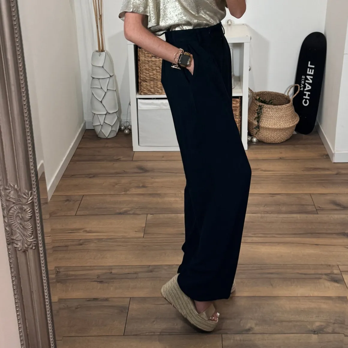 pantalon_en_lin_noir_thai_2.webp PANTALON EN LIN NOIR THAIS