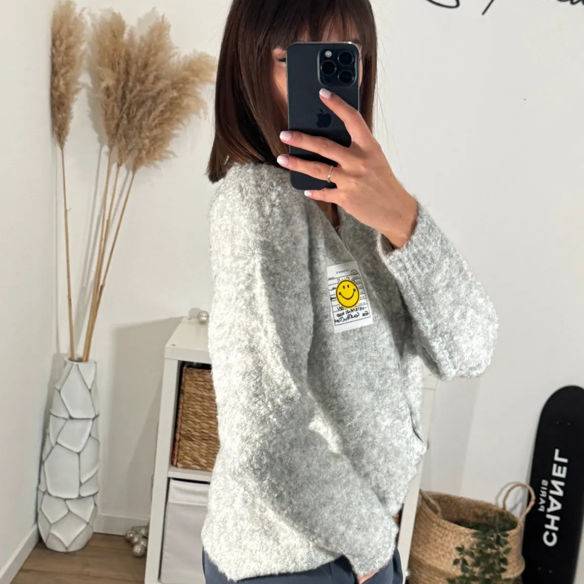 pull_gris_smiley_3.webp PULL GRIS SMILEY