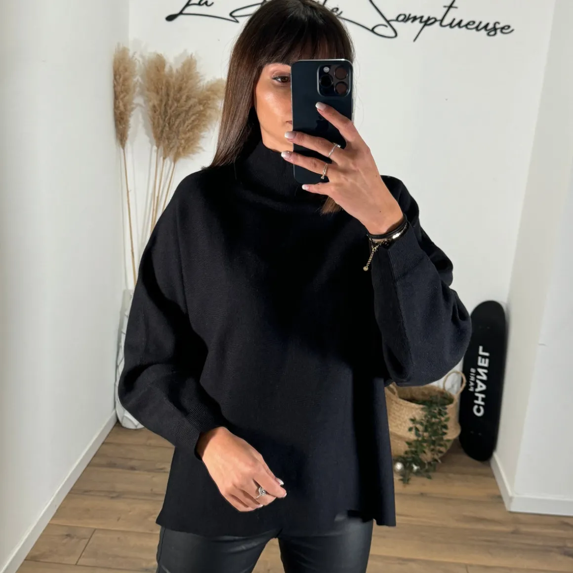 PULL NOIR ZAYA