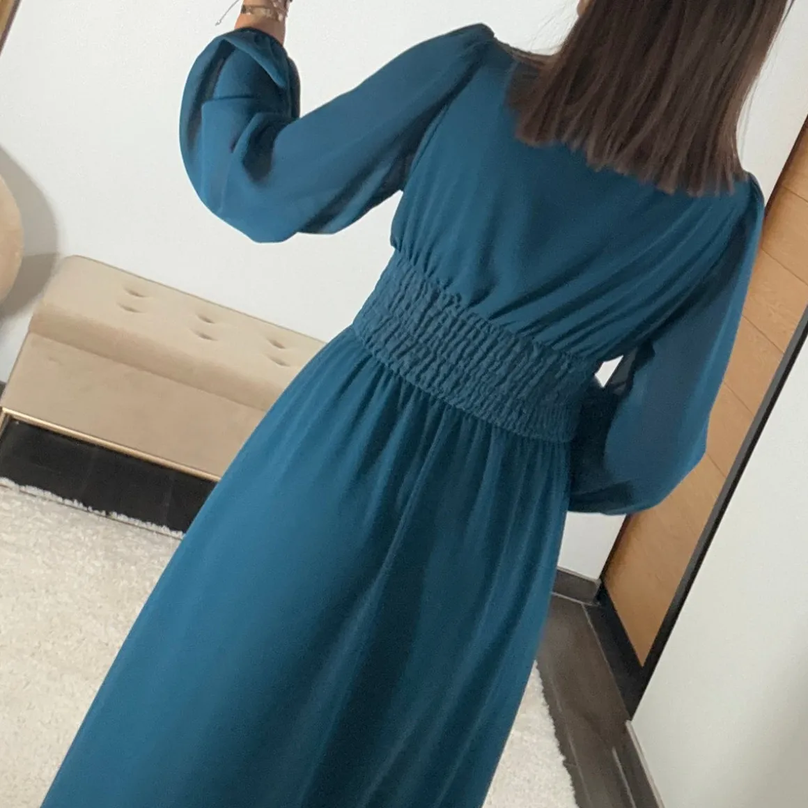 robe_bleue_fluide_marta_4.webp ROBE BLEUE FLUIDE MARTA