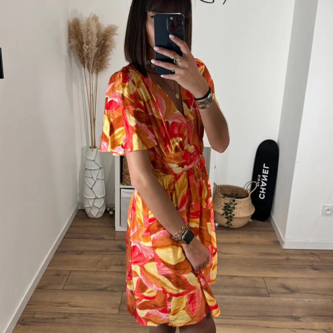robe_courte_imprime_orang_2.webp ROBE COURTE IMPRIME ORANGE KLOE