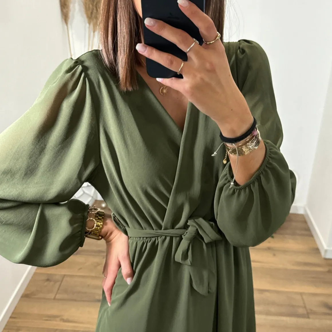 robe_courte_kaki_elise_3.webp ROBE COURTE KAKI ELISE