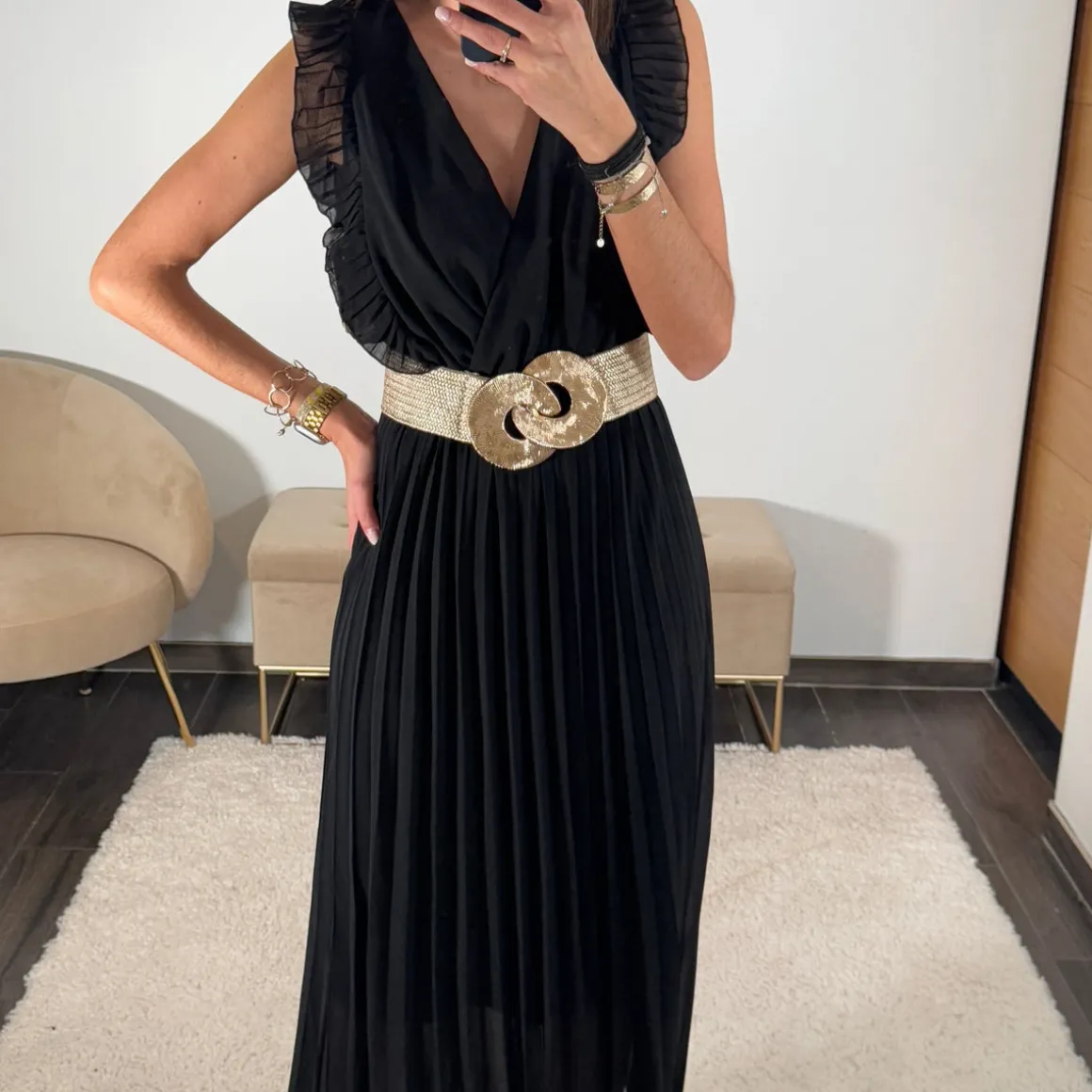 robe_longue_noire_gabriel_1.webp ROBE LONGUE NOIRE GABRIELLE