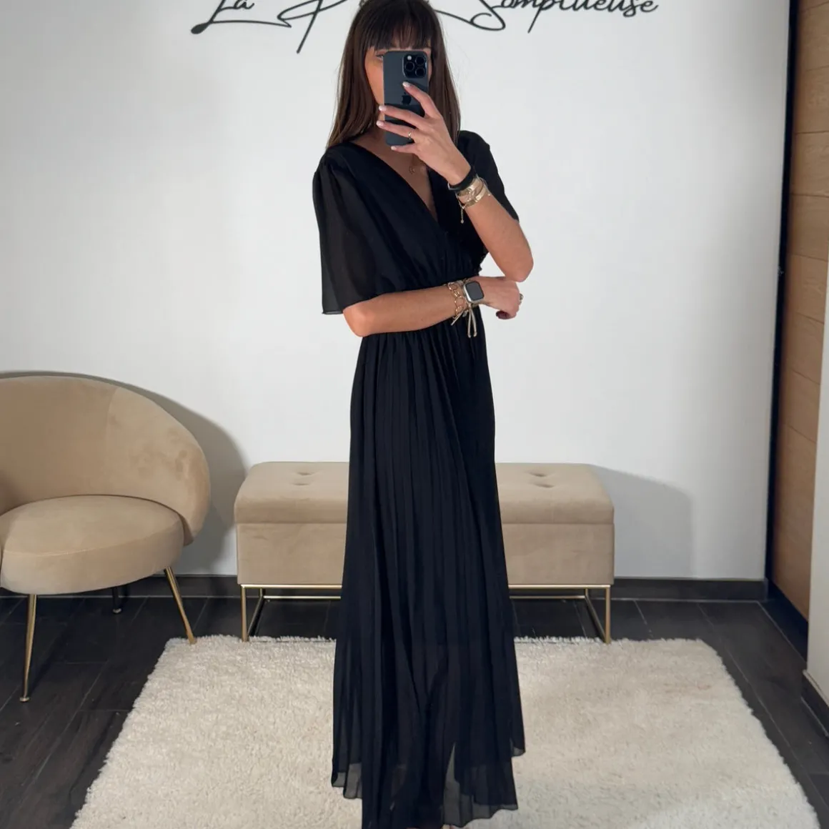 robe_longue_noire_karene_1.webp ROBE LONGUE NOIRE KARENE