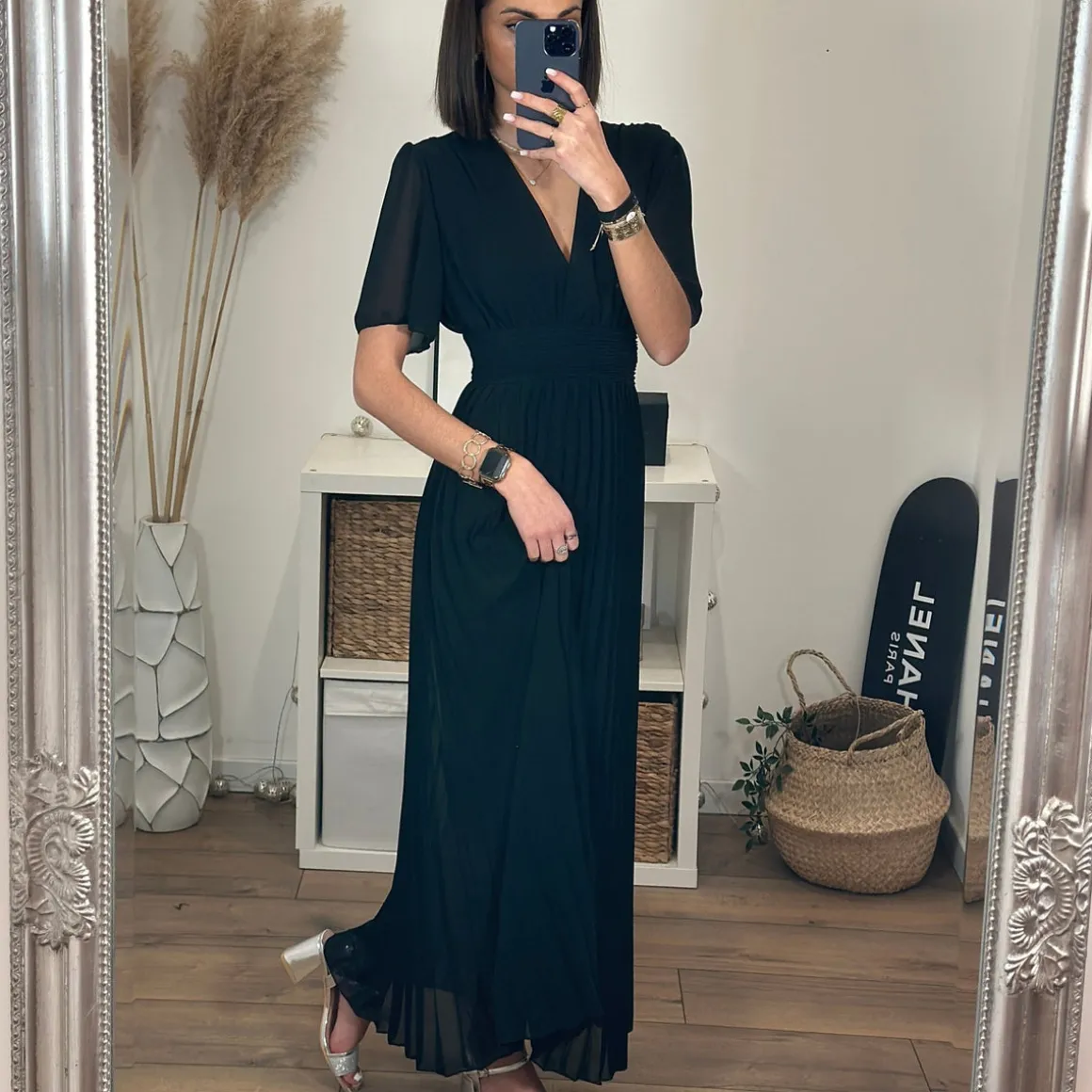 robe_longue_noire_karene_4.webp ROBE LONGUE NOIRE KARENE