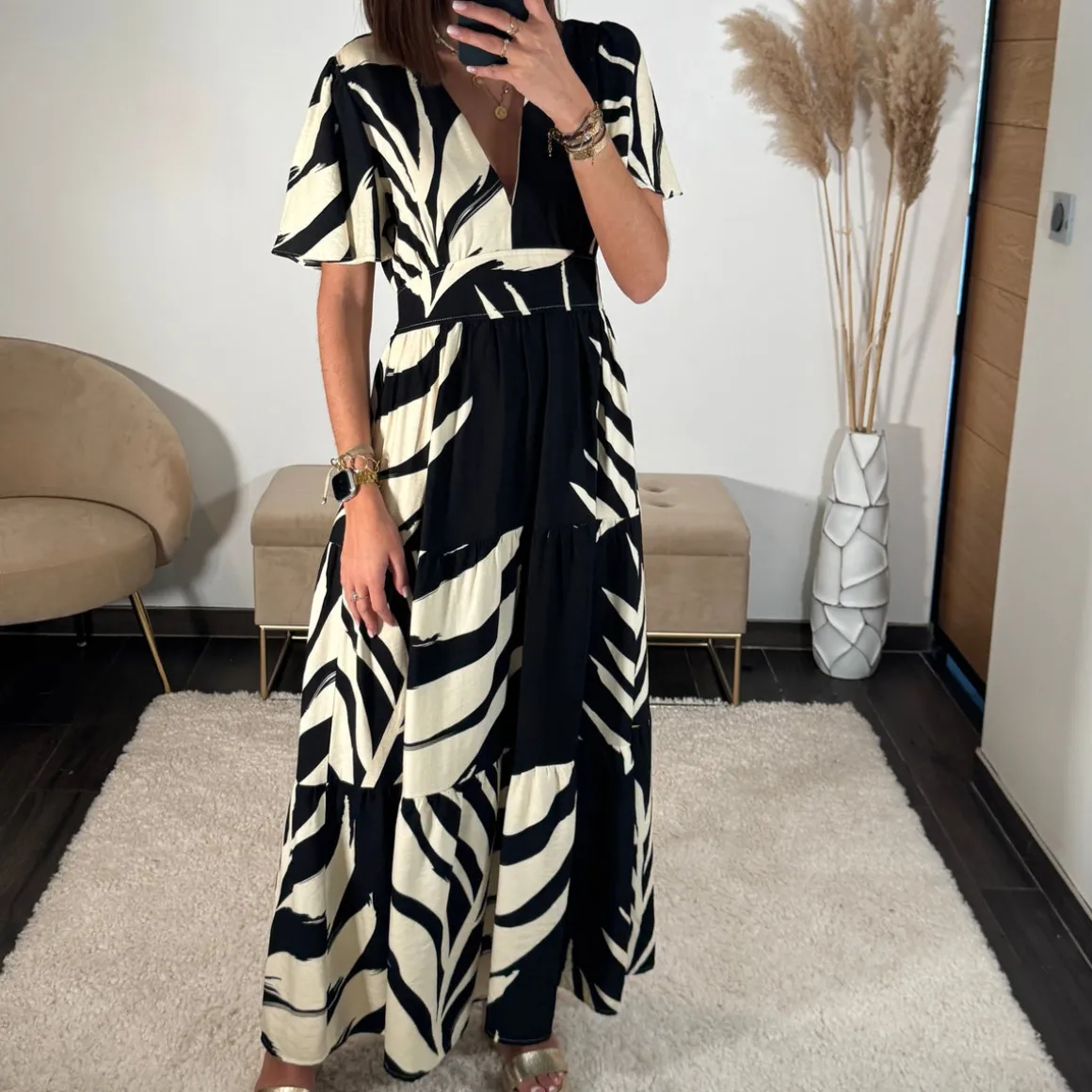 robe_noire_et_blanche_azi_2.webp ROBE NOIRE ET BLANCHE AZIA