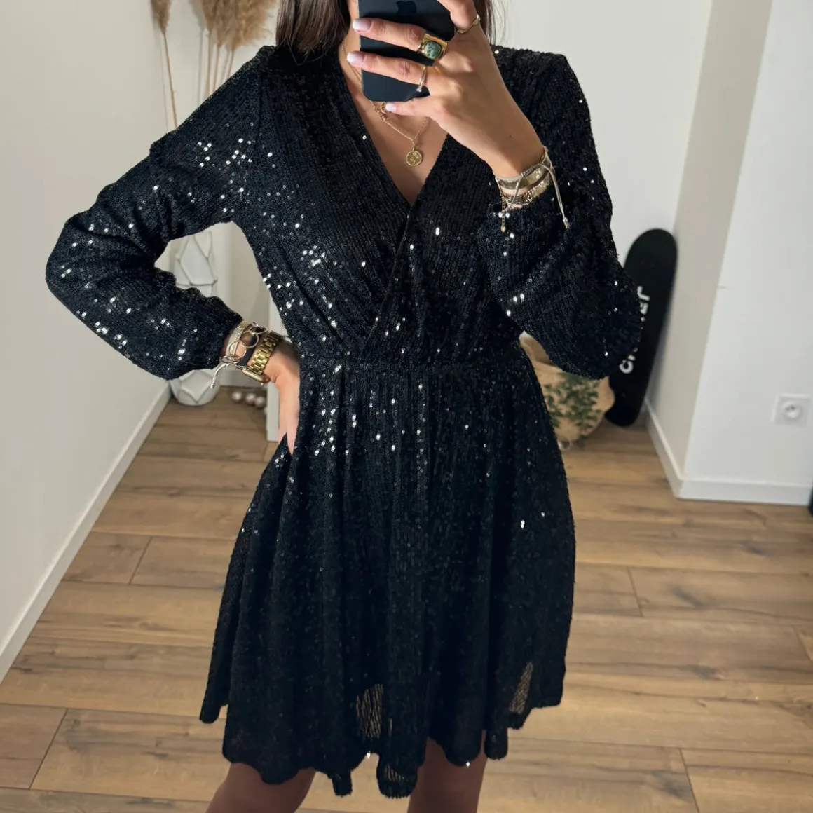 ROBE NOIRE SEQUINS APPOLINE