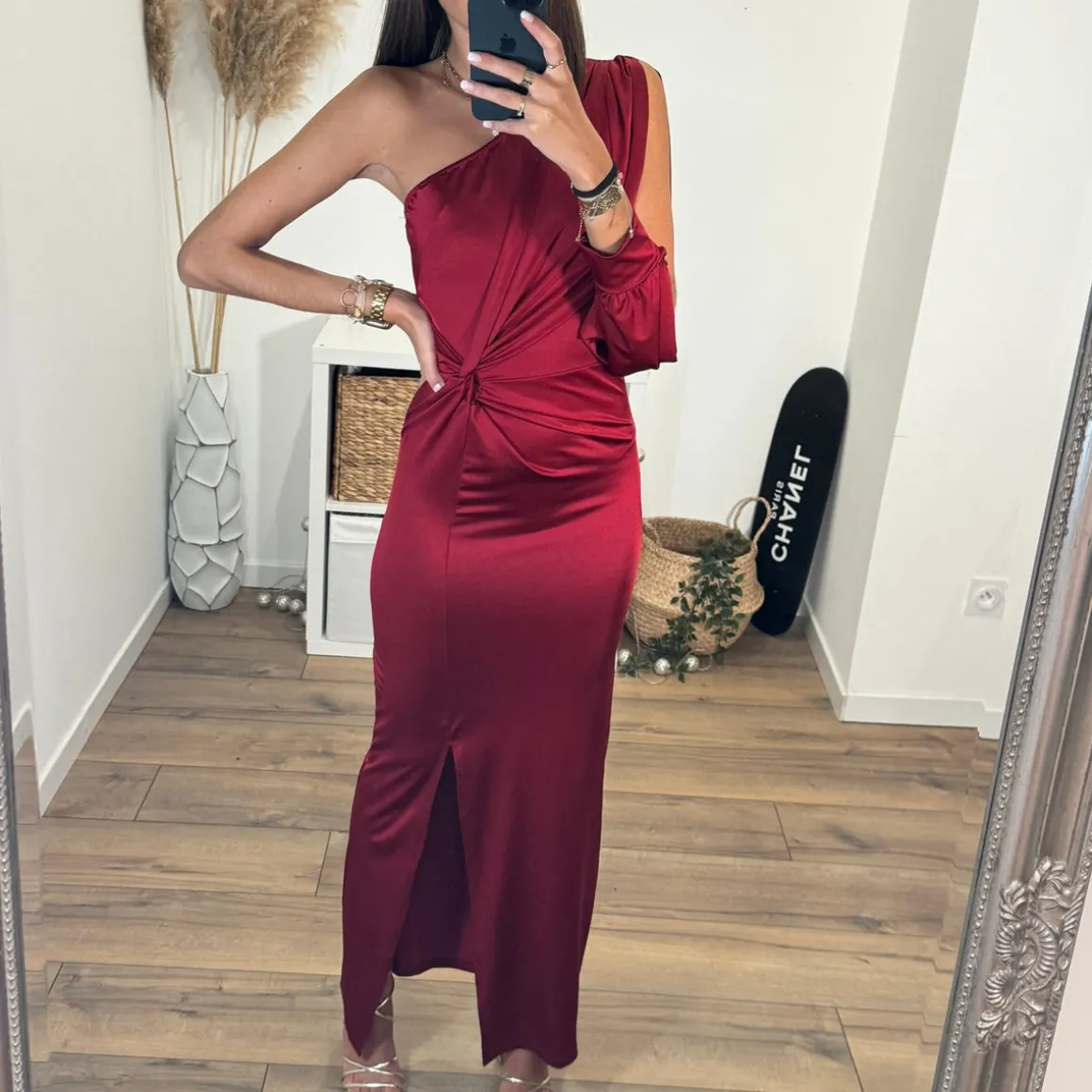 ROBE SATIN ASYMETRIQUE BORDEAUX ALIX