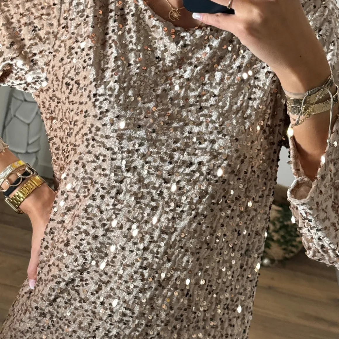robe_sequins_noeud_beigeg_3.webp ROBE SEQUINS NOEUD BEIGE/GOLD LAURE