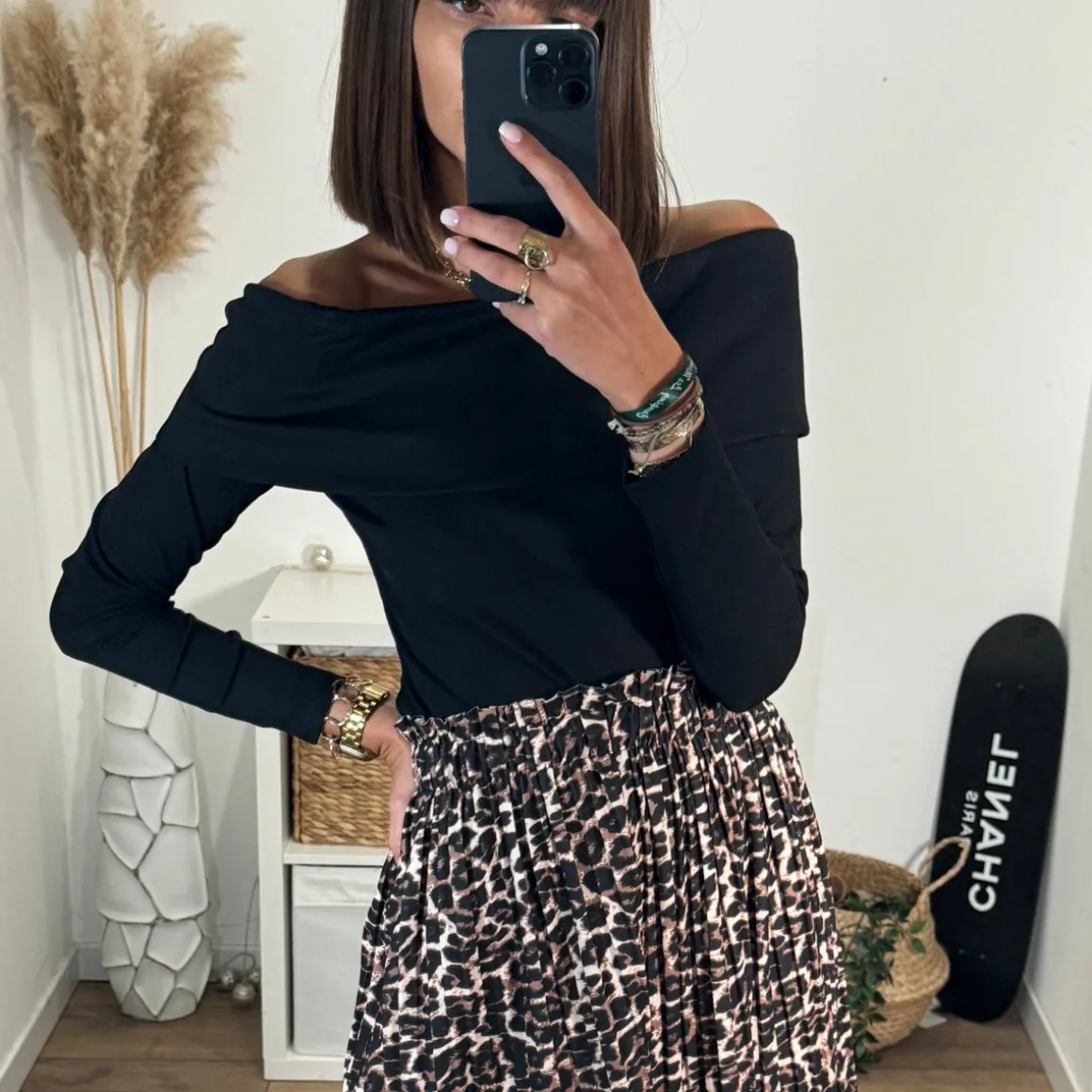 TOP NOIR COL BARDOT DAMIA